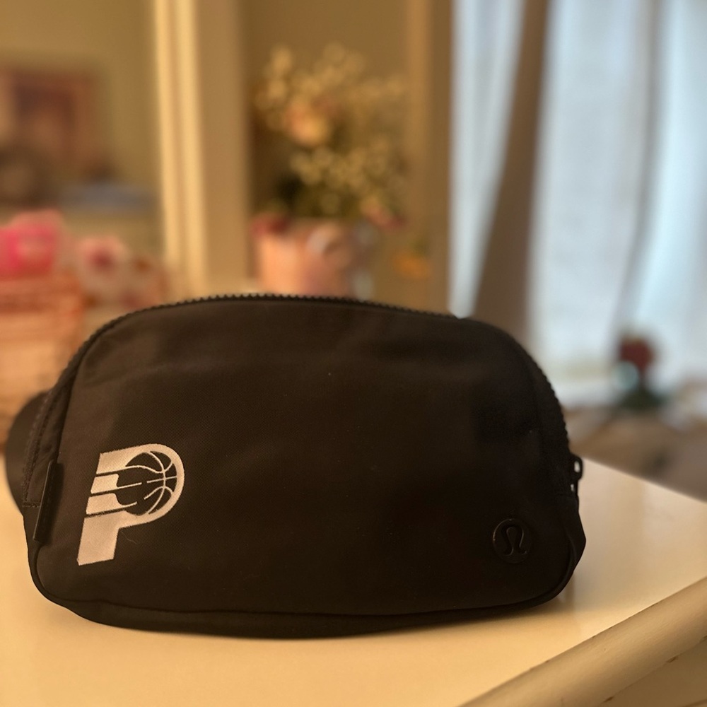 Sold Out – Exclusive Indiana Pacers x Lululemon Belt Bag